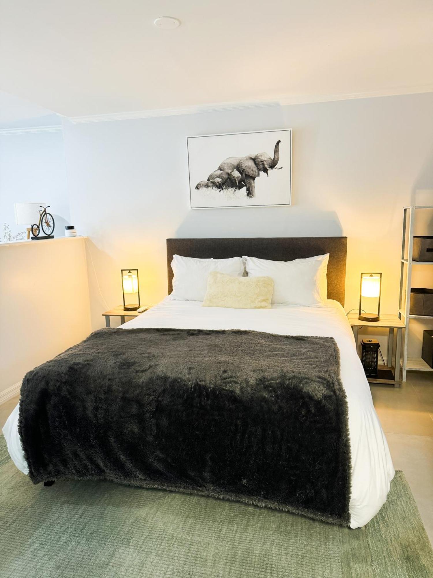 Studio, 100 Feet From The Beach Nassau Exterior photo